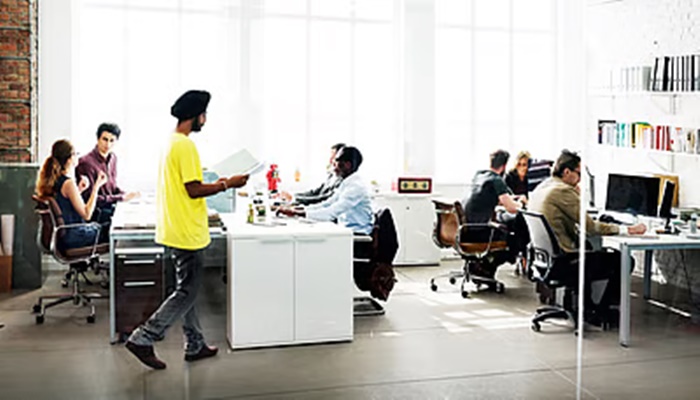 74% Employees Prioritise Long-Term Benefits Over Bigger Paychecks: Report
