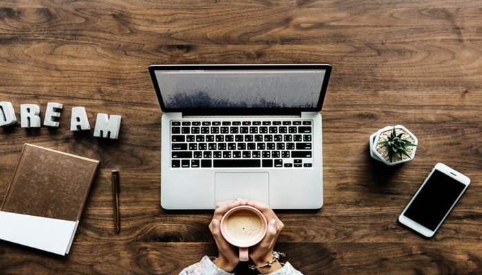 Curiosity, confidence, and communication — how to apply for jobs online