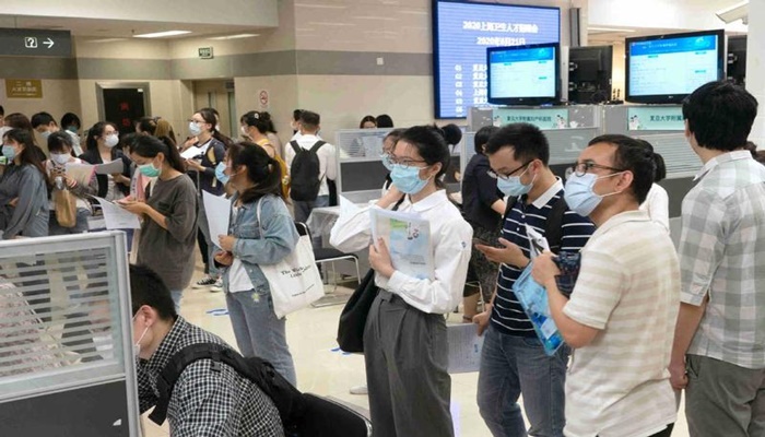 Why even China’s top graduates are struggling to find jobs