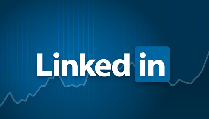 How a LinkedIn Employee Got 5 Promotions in 6 Years — And the 2 Career Questions That Changed Everything