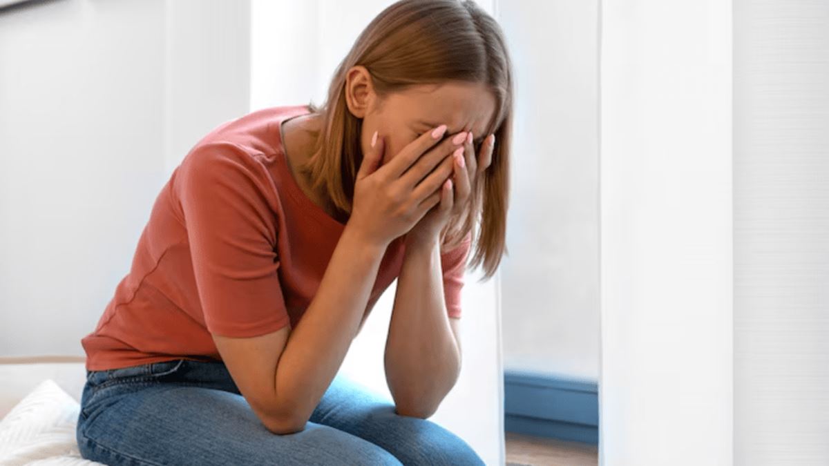 ‘People keep looking at me like a lost puppy’: Woman’s Reddit post highlights workplace harassment concerns