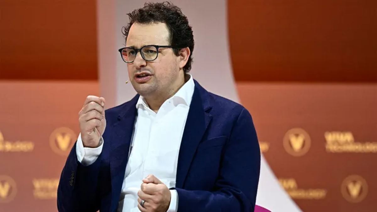 CEOs Of Fortune 500 Companies Keen To Integrate AI, But Regular Employees Less So: Anthropic CEO Dario Amodei