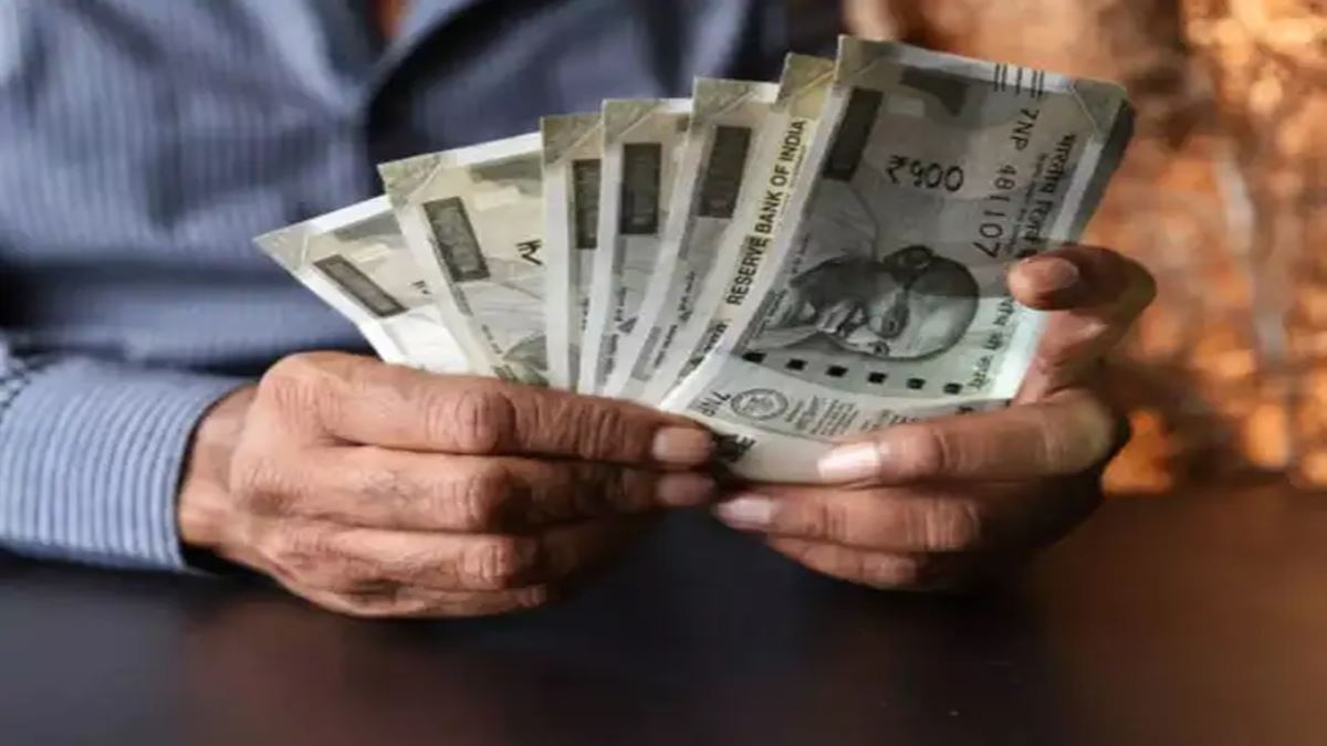'20% of my salary gone': Employee reveals they did not receive full compensation, as client didn't pay