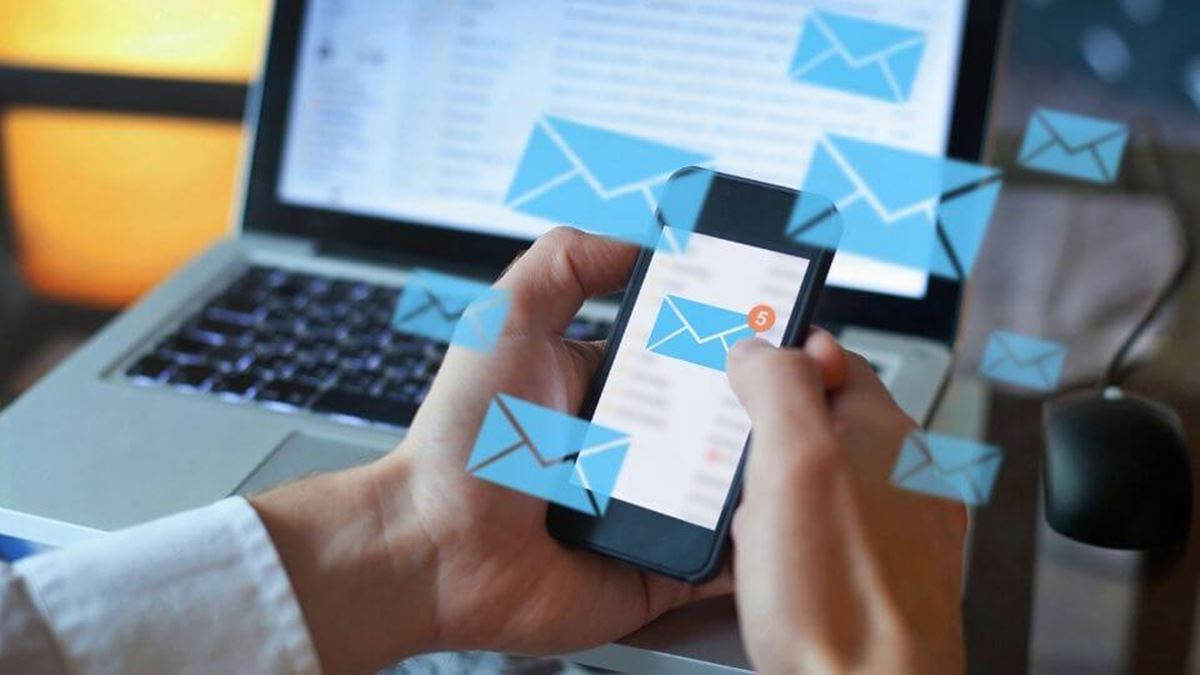 An official email subject line sent an entire office into panic mode. Netizens also share their scariest moments