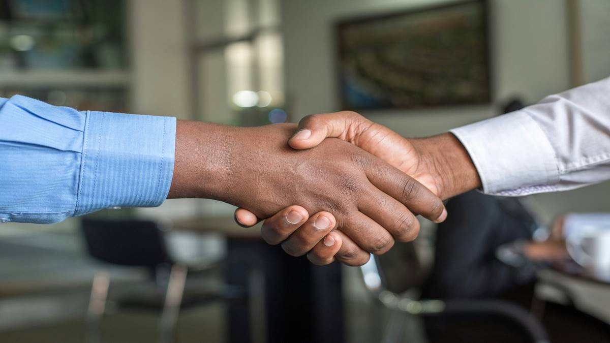 HR roles now among the most competitive in the UK with 129 Applicants per vacancy 
