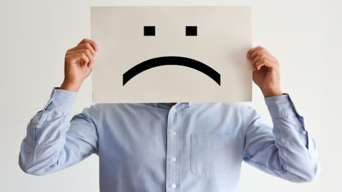 ‘Job hugging’: Why all HR leaders should worry about this trend