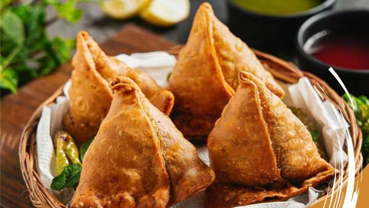 Workplace harassment: Manager starts crying as she is not offered samosa: Reddit reacts, ‘Had a boss like this’