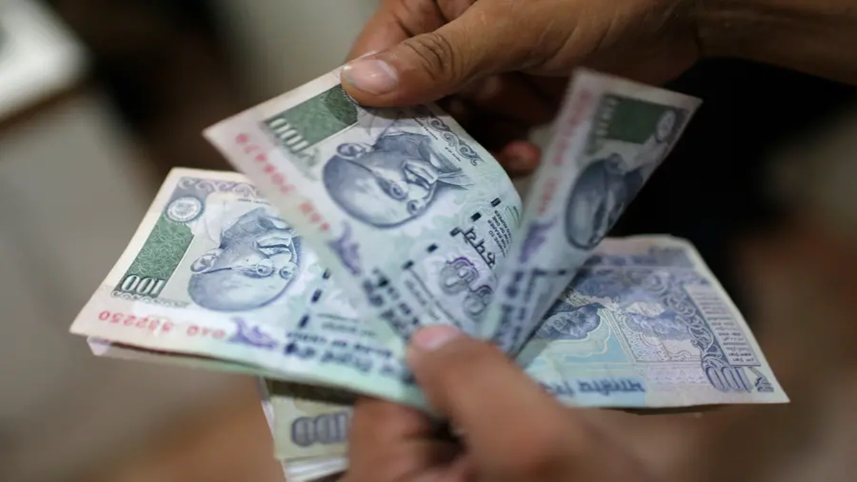 Son applies for late father’s bank job on compasionate grounds, gets no response for years, files case, wins Rs 1 lakh, Allahabad High Court order