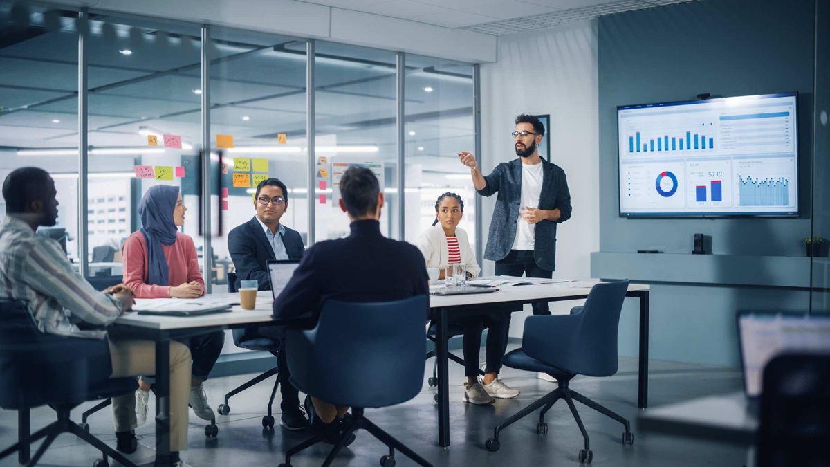 People start working at 6 AM: US based employee reveals the 24/7 work culture in corporate jobs