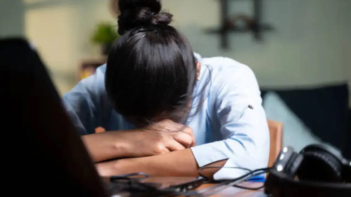 ‘She Works 24/7’: Ex-Google Employee Claims NYC Founder Even Works in Her Sleep — Internet Divided