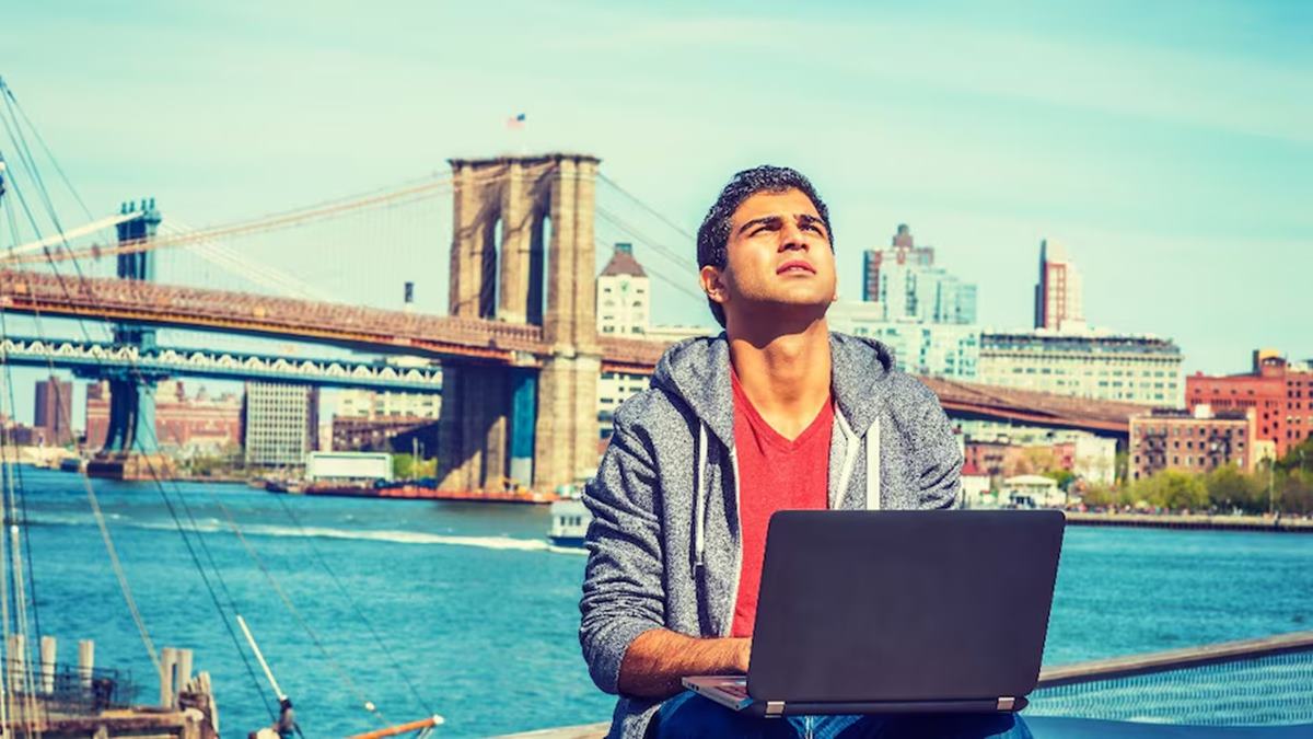 ₹18,000 to ₹1.8 lakh in 5 years: Indian software engineer’s journey sparks Reddit wave