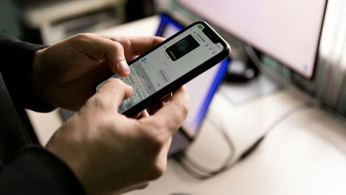 WhatsApp chat goes viral: Employee’s rant about manager impresses Reddit, ‘Hats off’