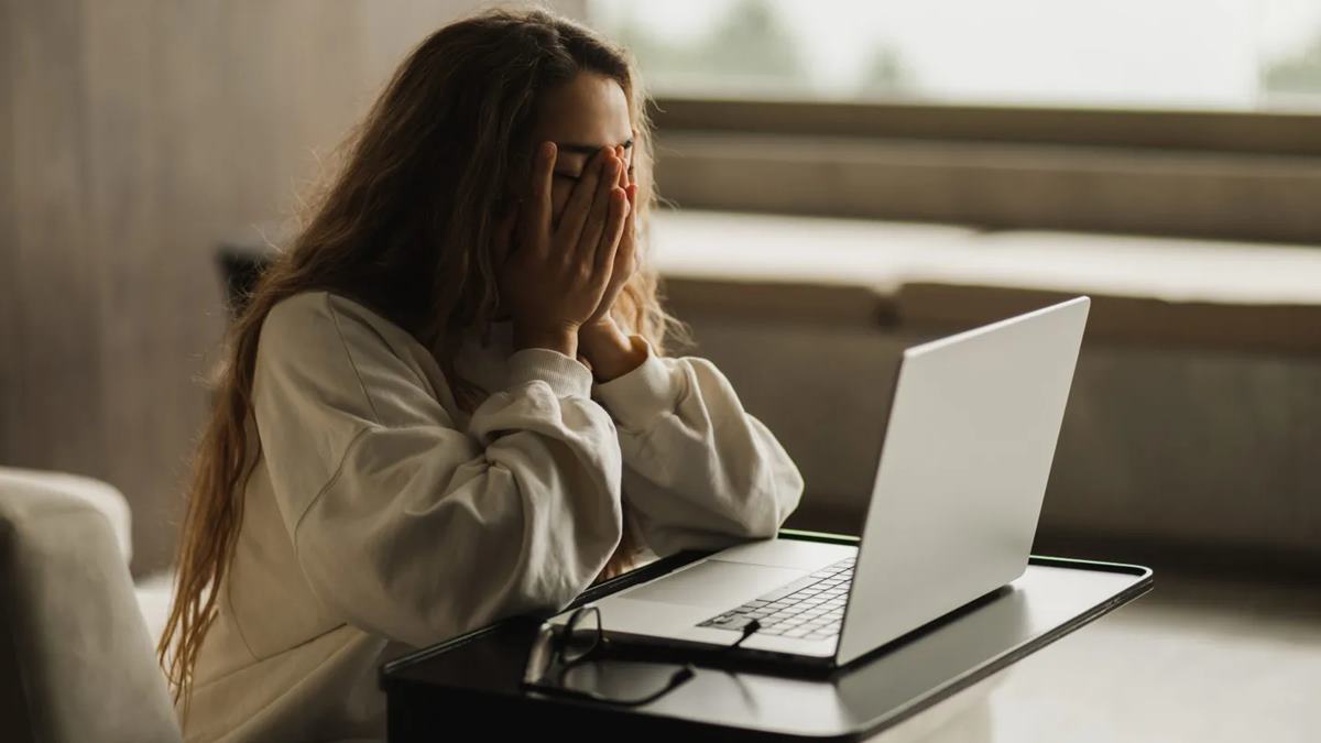 Feeling stuck at work? You might be ‘quiet cracking’