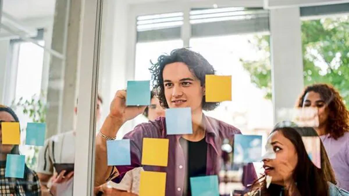 What to expect from the workplace in 2026 as AI and humanity find a new balance