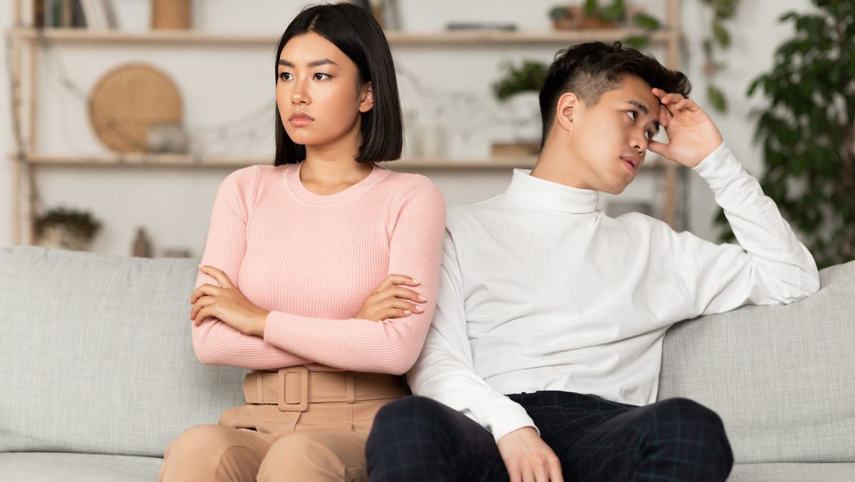 ‘I’m quite conflicted’: Singaporean husband torn as wife is offered London job paying 2.5x her salary