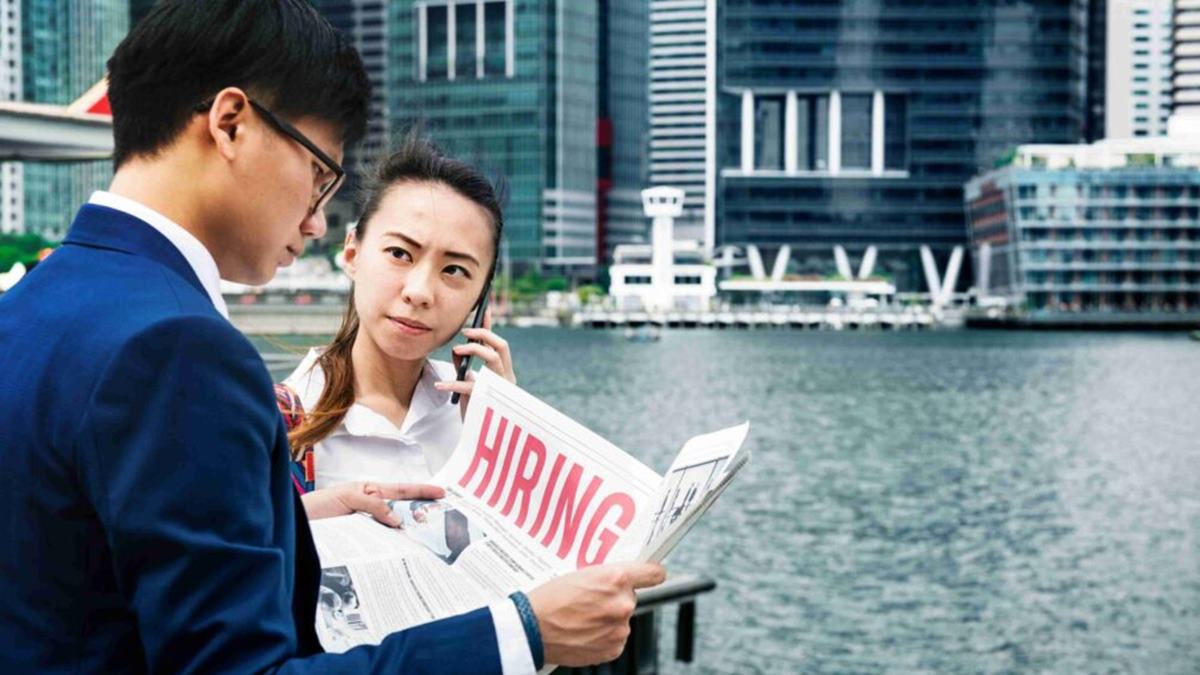 ‘They’re not worth it’: Global tech worker says firms are avoiding Singaporean fresh grads over attitude and job hopping