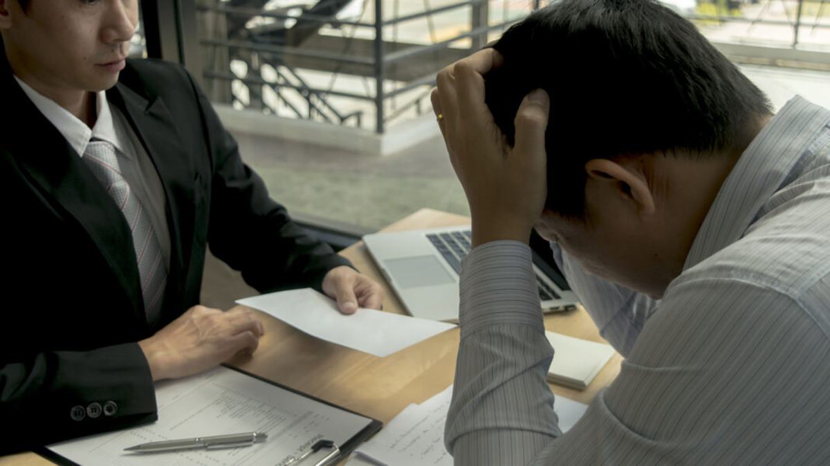 Ex-intern says FA firm demanded S$1K after he resigned, asks if this is legal