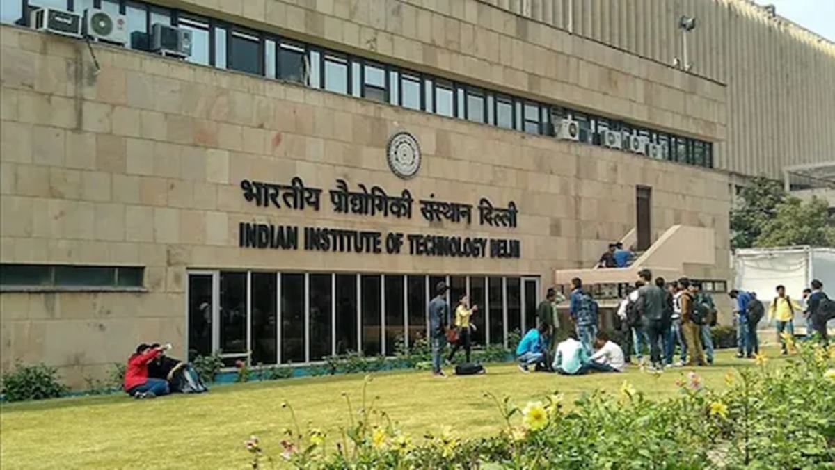 IIT Delhi Records 1,275 Placement Offers As Of December 25, Over 35 International Jobs