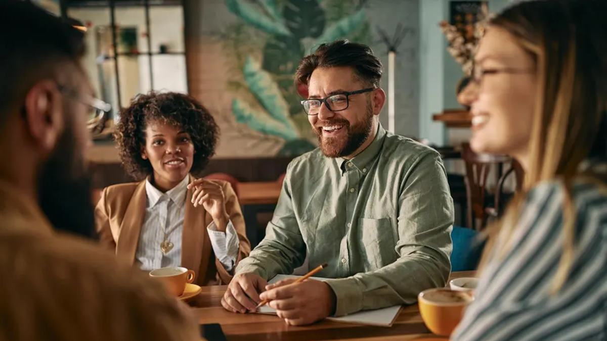 Strong Alumni Networks Enhance Boomerang Hiring And Increase Revenue