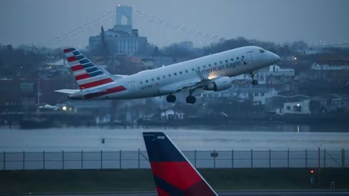 American Airlines pilot’s salary goes viral — the zeros make jaws drop. Can you guess how much it is?