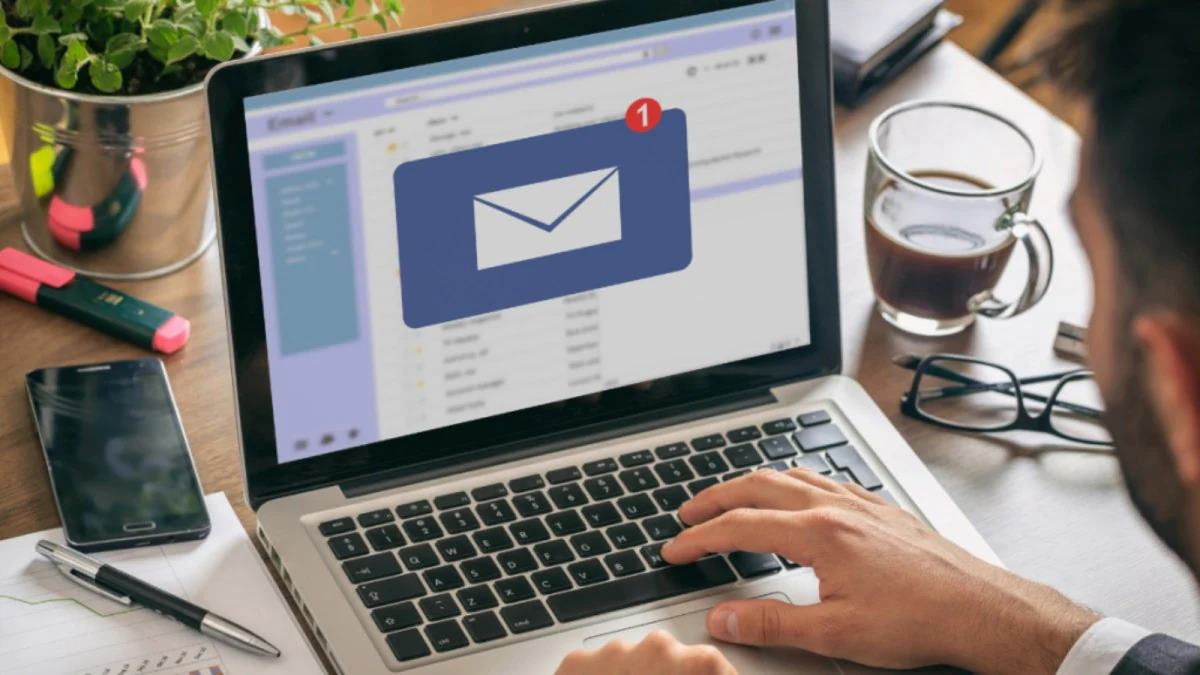 HR sends angry email to employee after rejecting interview call - his response goes viral