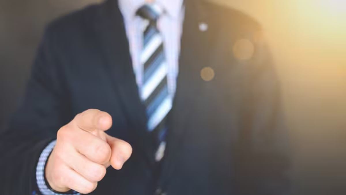 Employee shares 'call him sir' moment after being told not to address boss by name