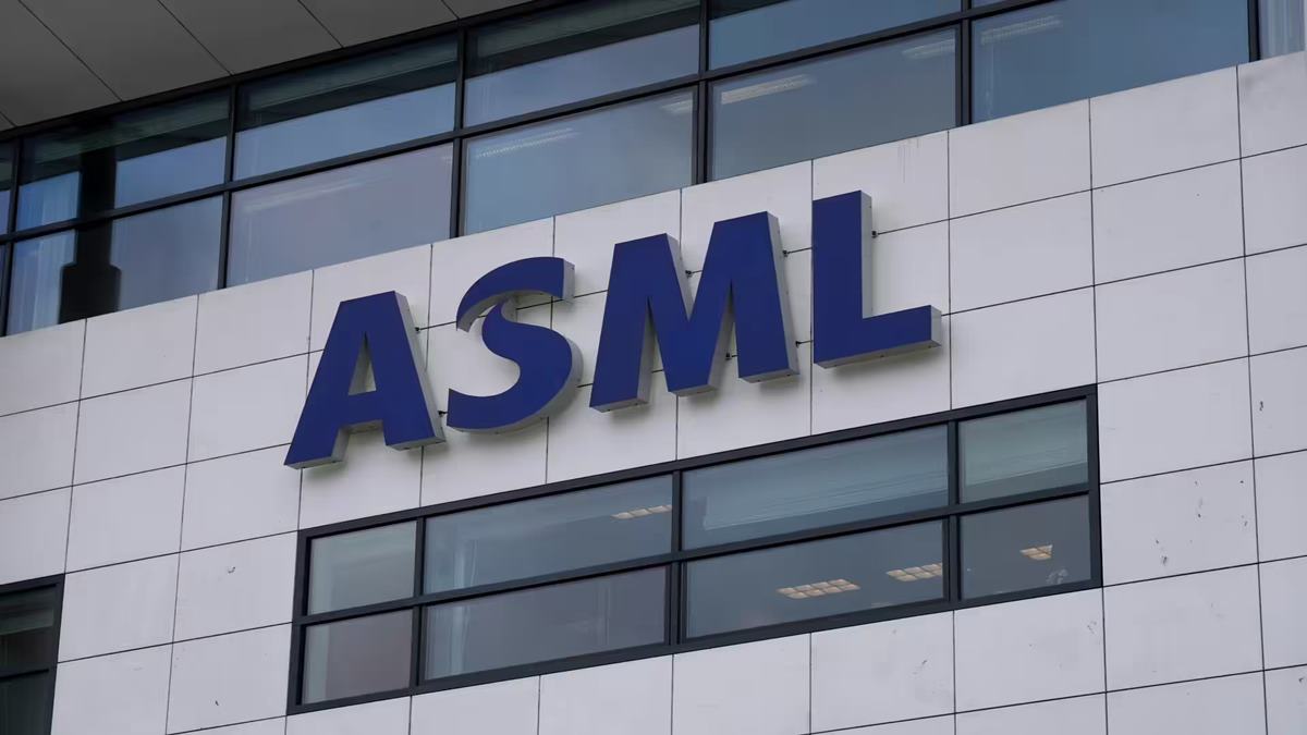 ASML plans to shed 3,000 management positions, hire engineers ​to drive innovations