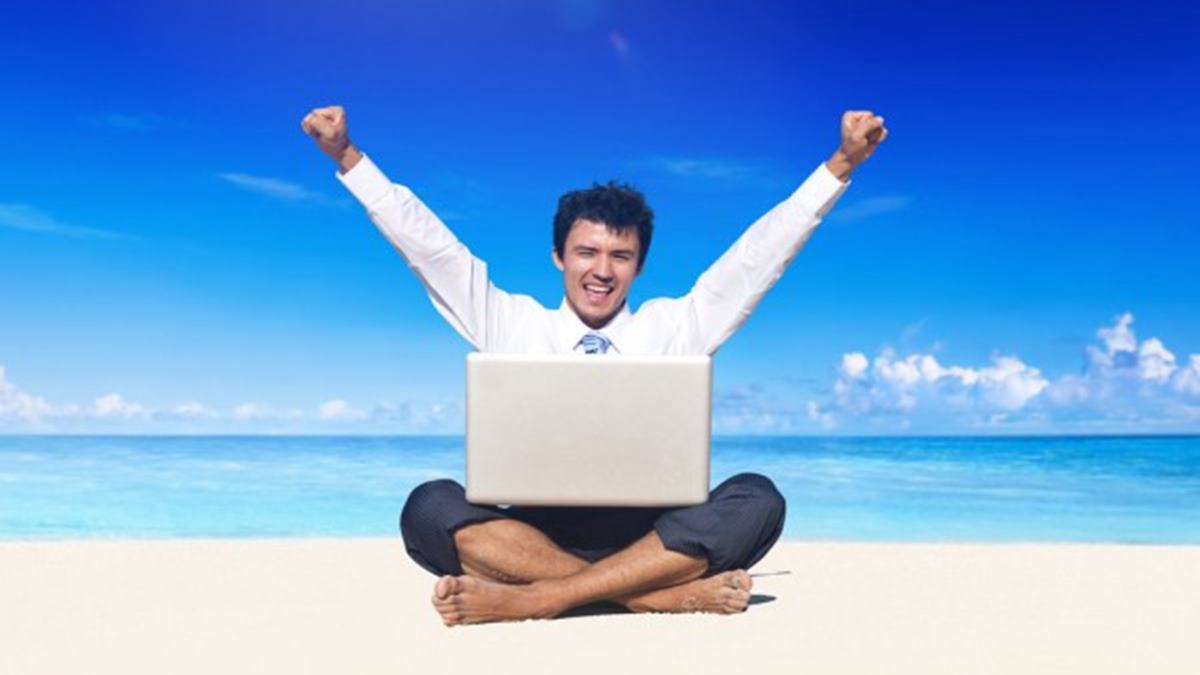 Hybrid working to become the new norm for tech pros