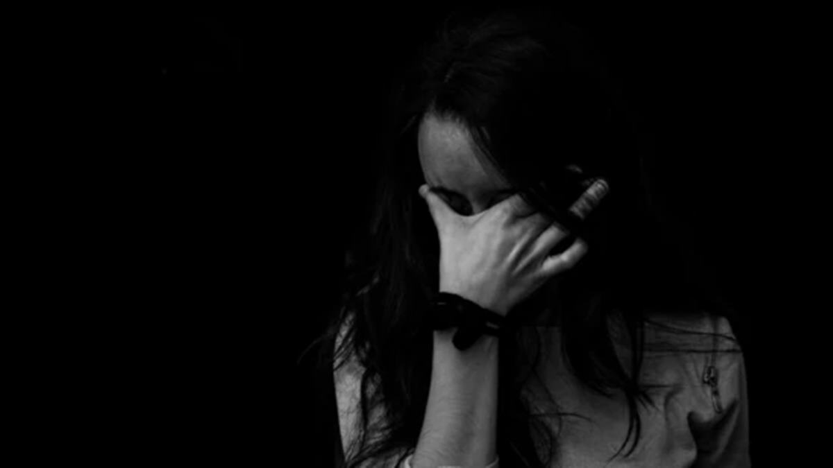 21-year-old employee called out by manager for using phone after finishing work: ‘He pointed out at me’