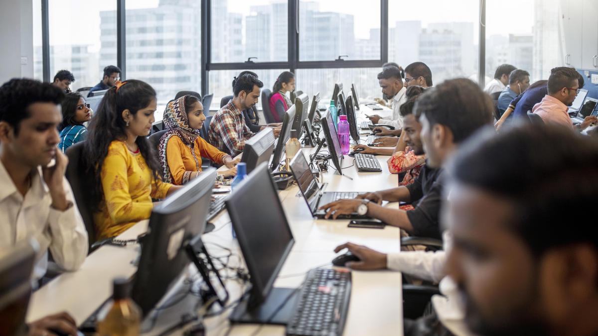 What a 12-hour work day can do to your metabolic, mental and reproductive health 