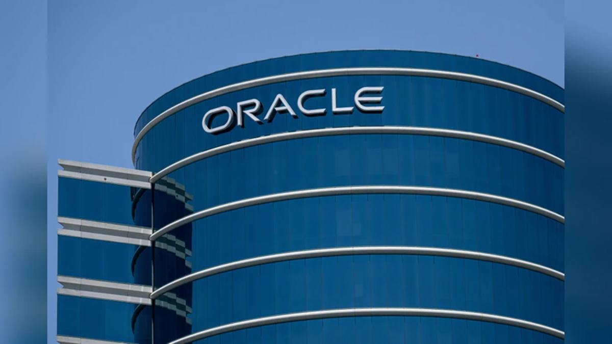 Oracle plans 20,000-30,000 job cuts to fund data centre expansion