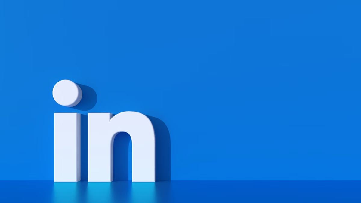 As technology changes jobs, LinkedIn identifies the skills that will keep professionals employable