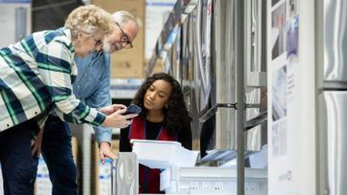 Lowe’s CEO publicly addresses 600 layoffs for first time, then turns to AI, profits