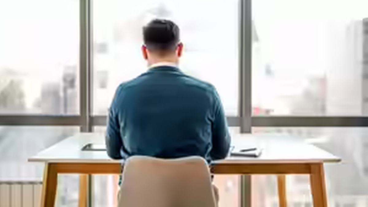 From joining to quitting in a week: Employee allegedly creates and uses 100% discount codes to order shoes worth Rs 2 lakh