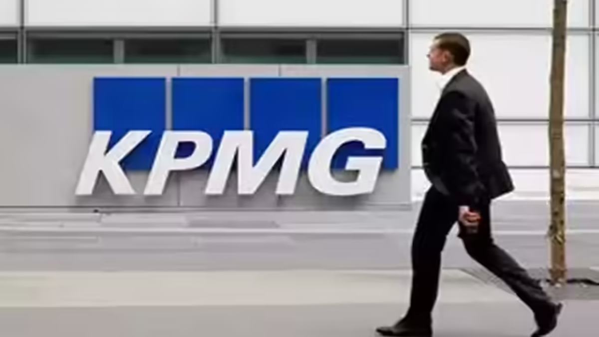 KPMG seen to slash jobs in UK auditing segment