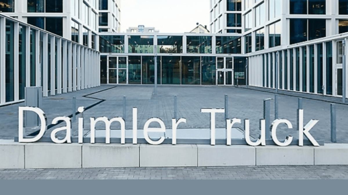 Daimler truck cuts employee bonuses after profit decline