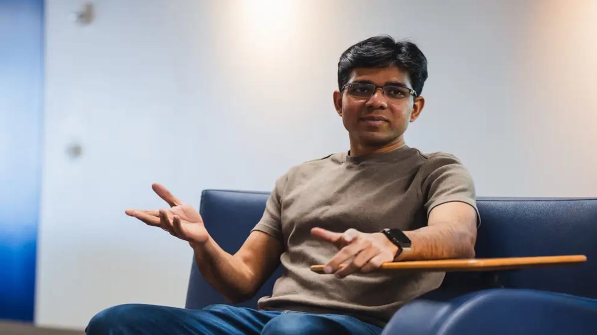 I tripled my salary and became a senior director at Uber in 6 years. Here's the 3-step strategy I used to break out of middle management.