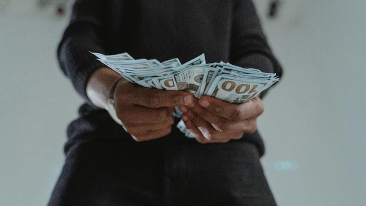 AI pay boom: OpenAI engineers earn huge, but non-tech roles pay well too