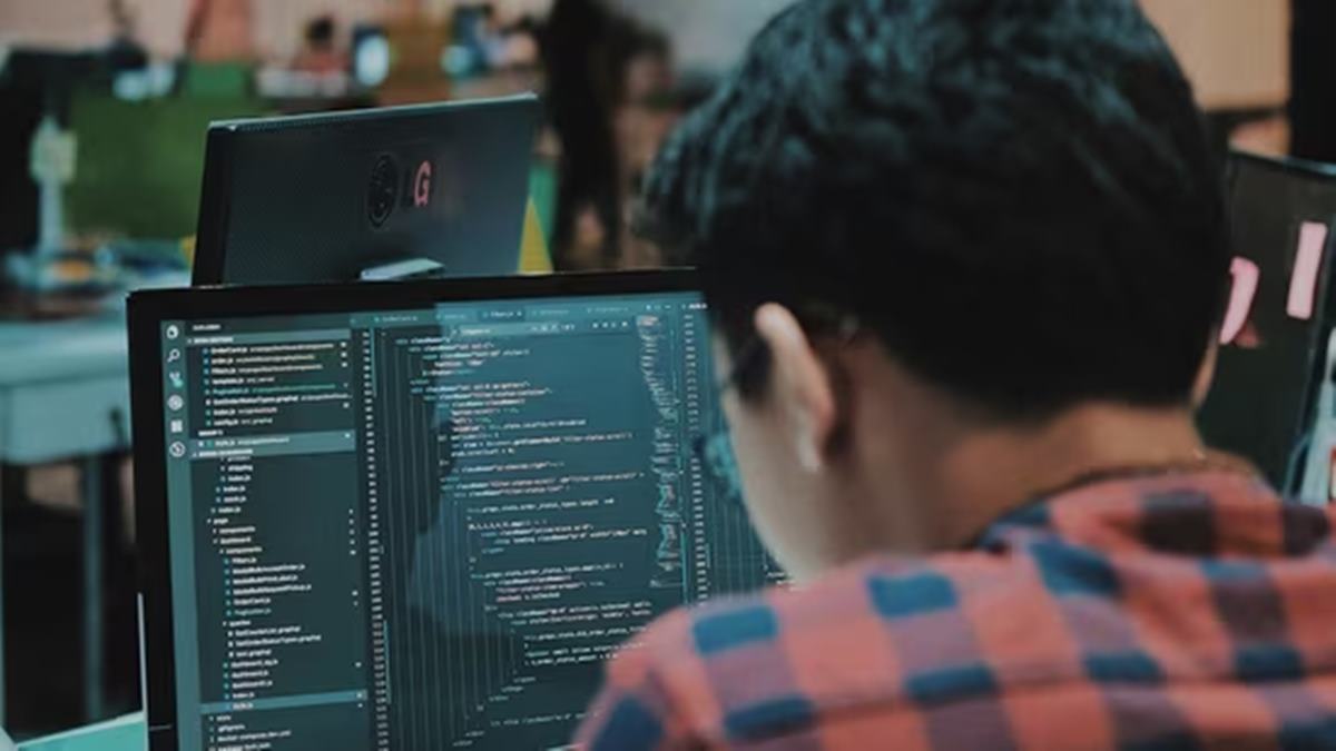 Viral post claims 90% of senior software engineers owe their jobs to timing, not talent: ‘Walked through an open door’