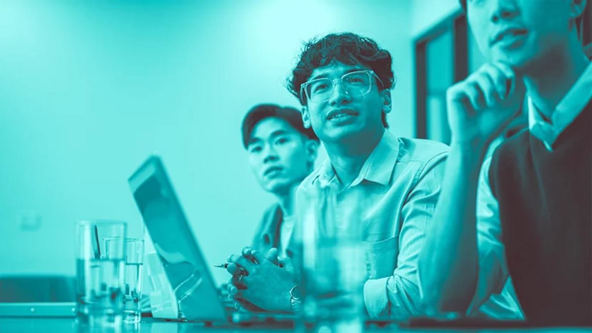 5 Smart Ways to Get Employees Excited About Workplace Training in the AI Era