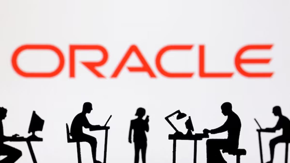Oracle employee survives 30,000 layoffs, now depressed for not getting salary hike in 3 years