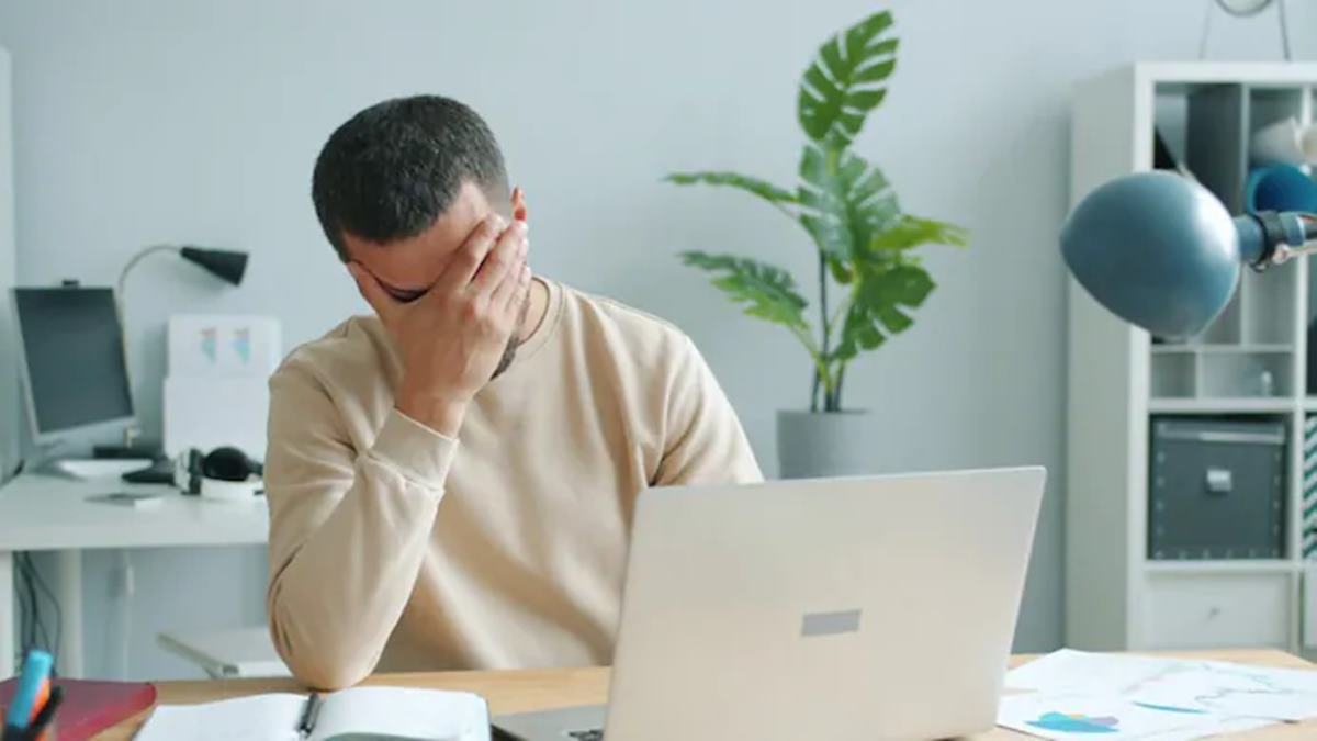 Man shares how layoffs now lead to years-long struggle, internet collectively sighs