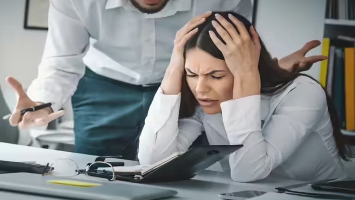 Employee faces strict rule by boss after making one mistake. ‘I work 9 hours, have no one to talk to, didn’t even get a raise.’