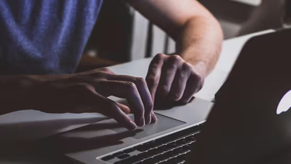 'Spent ₹12 lakh in 11 months': IIT grad flags ‘broken’ startup system after quitting ₹28 LPA job