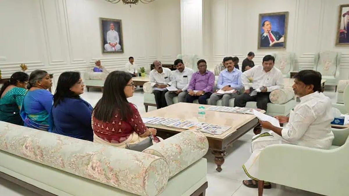 Telangana releases Rs 1,000 crore towards govt employees’ dues