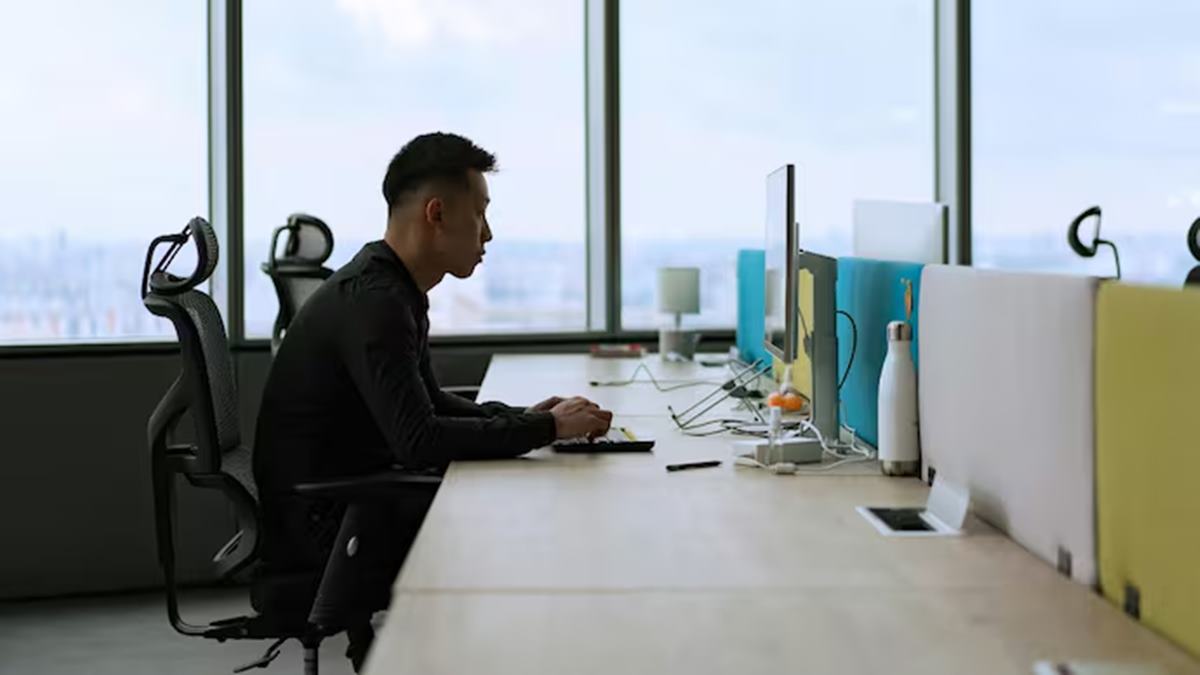 India's tech hiring sees 2nd lowest start in 6 years, hiring down by 8% in April