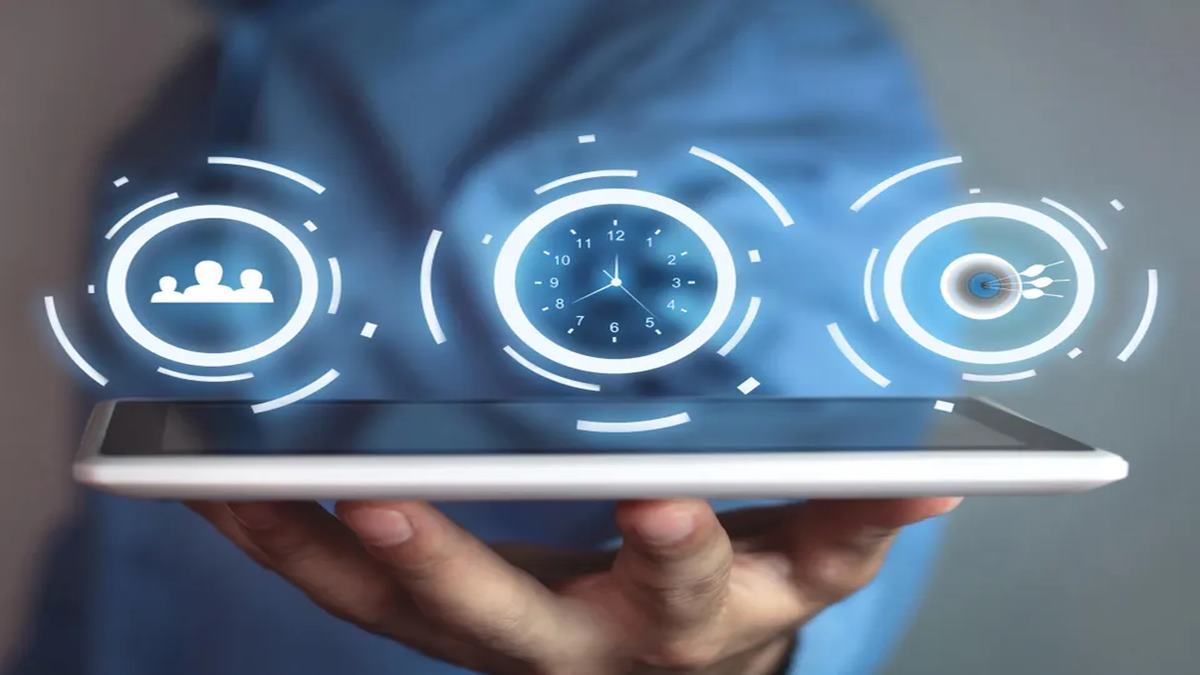 3 Leadership Signals That Shape Workplace Environment In Uncertain Times