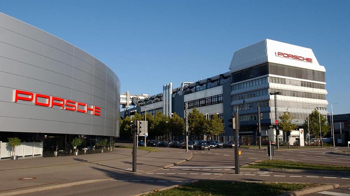 German sports car maker Porsche to cut 500 jobs