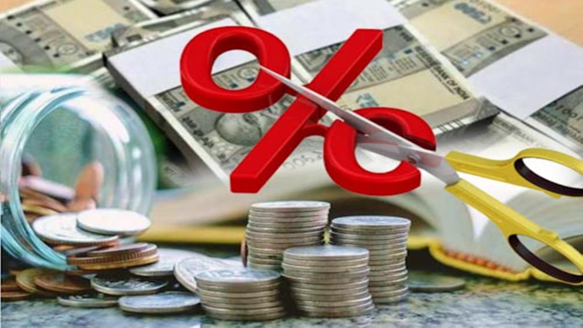 ‘Double whammy of new salary structure, TDS cuts hit all’: Employee voices frustration over April payslip