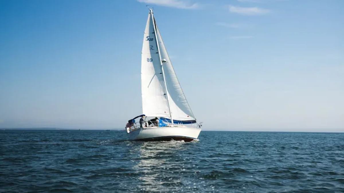 US Couple Quits Corporate Jobs For "First Retirement" At 30, Buys A Sailboat To Explore The World